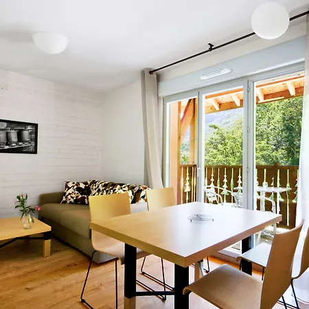 Lagrange Les D'ax מלון דירות אקס-לה-טרמה