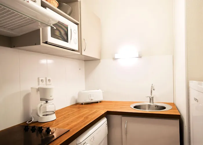 Lagrange Les D'ax 3*